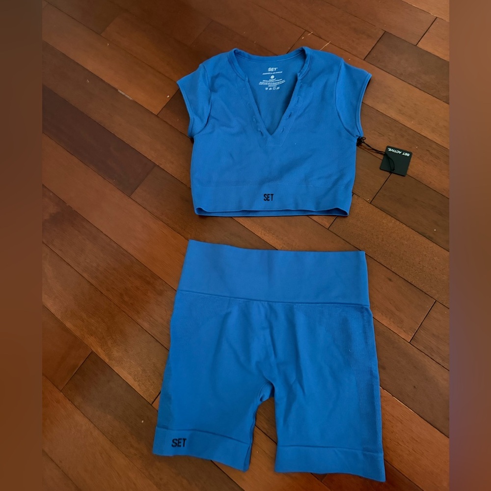 SET ACTIVE NWT COBALT BLUE SET